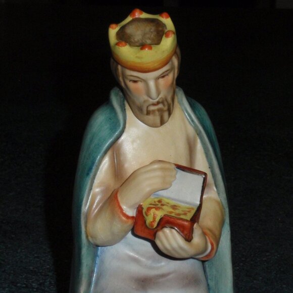 Hummel Goebel Nativity Scene #214/N Kneeling King Wise Men with Gift Money Box - Picture 1 of 9